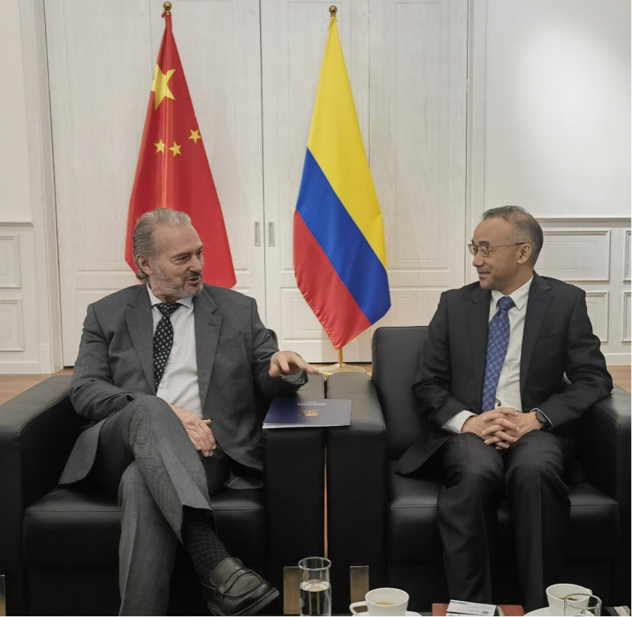 Mr. Wu Shengliang met with the new Colombian Ambassador to China